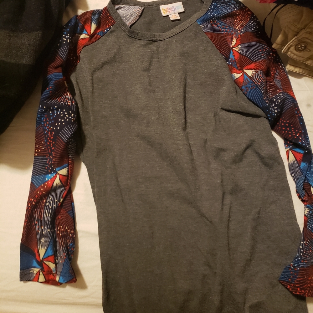 Lularoe top